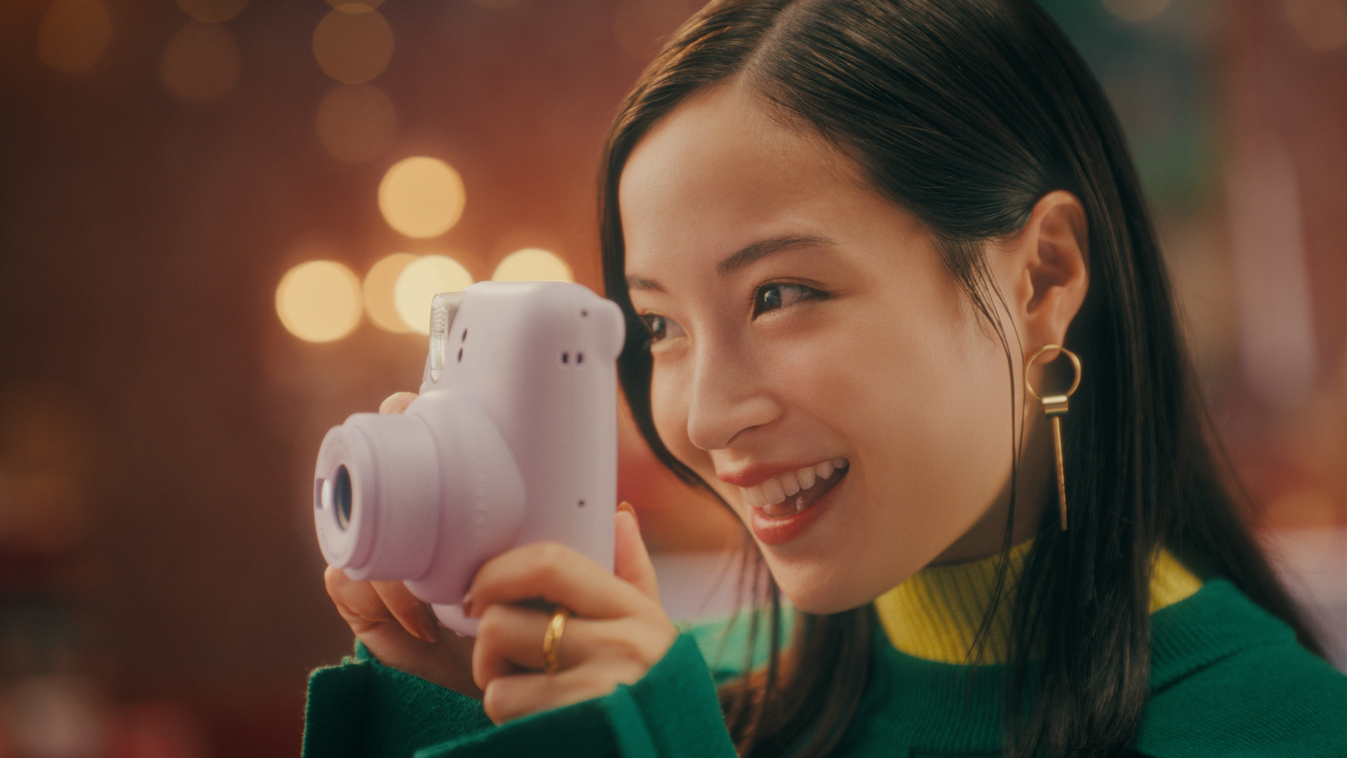 クリスマスプレゼントに、チェキ™！」篇 | WORKS | EPOCH Inc